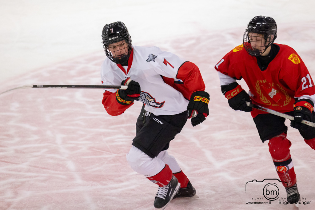 Tyresö Hanviken Hockey vs IFK Täby HC_570A0354 | Preseason U18 Regional Herr Östra - Realisiert mit Pictrs.com