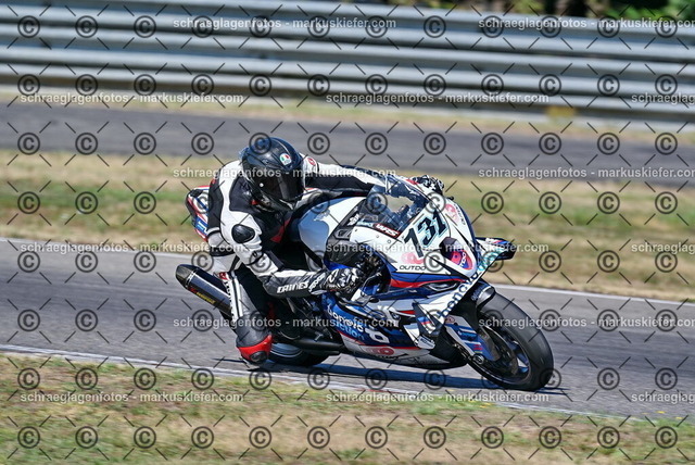 26bt04-0018 | markuskiefer.com - Realisiert mit Pictrs.com