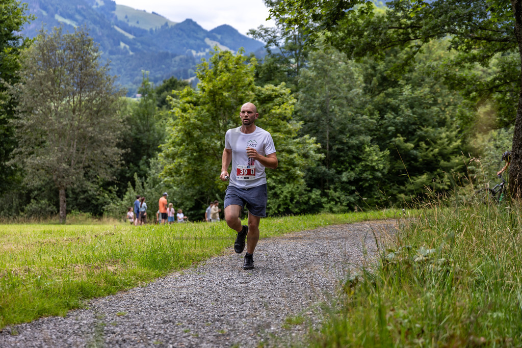 20. Sonthofer Bosch BKK Citylauf | 20. Sonthofer Bosch BKK Citylauf am 12.07.2024 in Sonthofen. Foto: Matthias Schwarz für www.dberchtold.com/ @schwarz.foto auf Instagram