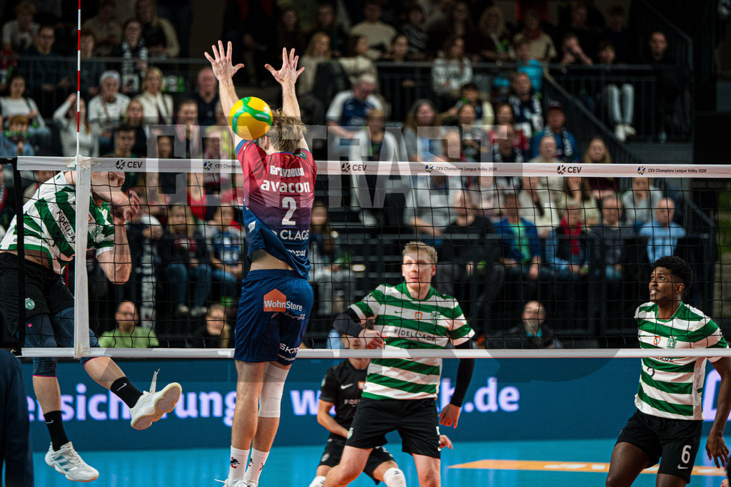 Volleyball I Herren I Saison 2025/2026 I CEV Champions League I CLVM69 I SVG Lüneburg - Sporting CP Lisboa | CONTRAST ZERØ MEDIA - Realisiert mit Pictrs.com