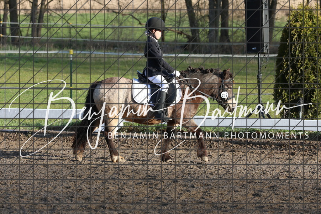 AZ2A2403 | Benjamin Bartmann Photomoments