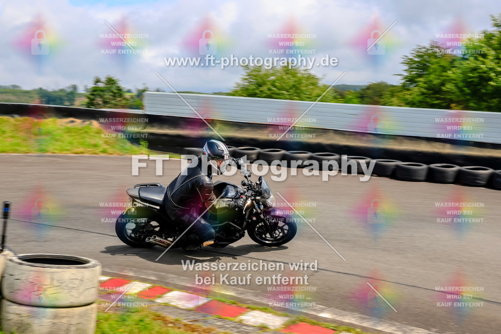 _TCM3261 | Hier findet Ihr Bilder von Touristenfahrten auf der Nürburgring Nordschleife oder von anderen Veranstaltungen die ich besucht habe. Viel Spass beim Durch Schauen 