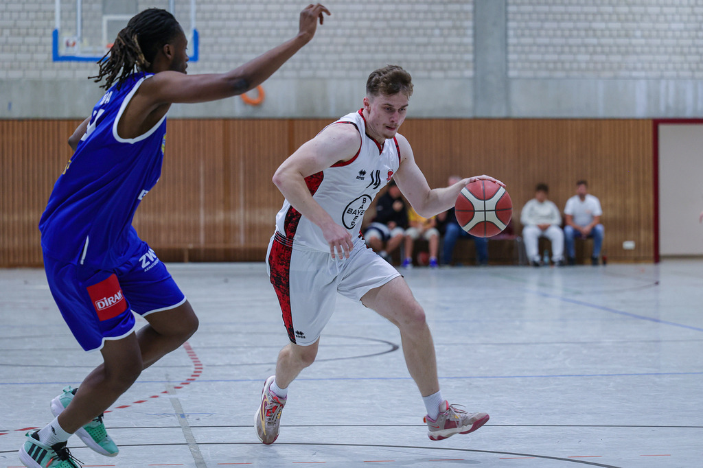 Regio Test BAYER GIANTS vs EN Baskets Schwelm-17 | Fotos von Basketballspielen aus dem Raum NRW fotografiert von Gero Mueller-Laschet und Daniel Schaefer - Realisiert mit Pictrs.com