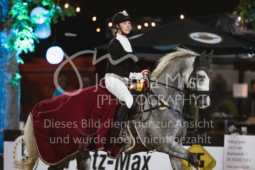 220825_Delbrueck_A1-Mannschaft-532 | Deine schönsten Turniermomente als professionelle Fotos! Entdecke hochwertige Pferdesport-Fotografie im Online-Shop. Jetzt Fotos finden & bestellen!