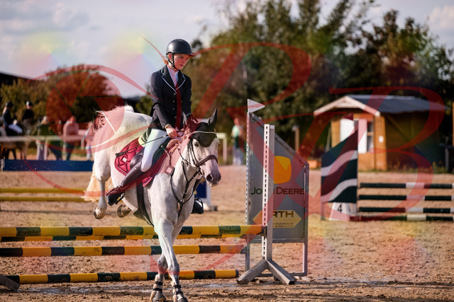 2026_10_03_Siefer-Hof_155117_Z81_70001066 | Professionelle Reitsport-, Turnier- und Eventfotografie von Robert Broda. Galerien mit ausgewählten und bearbeiteten Bildern direkt online ansehen und bestellen.
