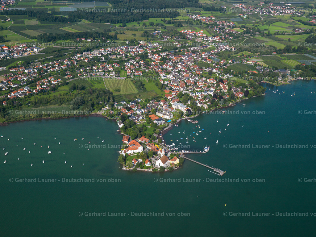 3076135 | WASSERBURG (BODENSEE) 2010 Ortskern am Uferbereich des Bodensee in Wasserburg (Bodensee) im Bundesland Bayern, Deutschland. Weiterführende Informationen bei: Tourist-Information Wasserburg (Bodensee). // Village on the banks of the area Lake Constance in Wasserburg (Bodensee) in the state Bavaria, Germany. Further information at: Tourist-Information Wasserburg (Bodensee). Foto: Gerhard Launer