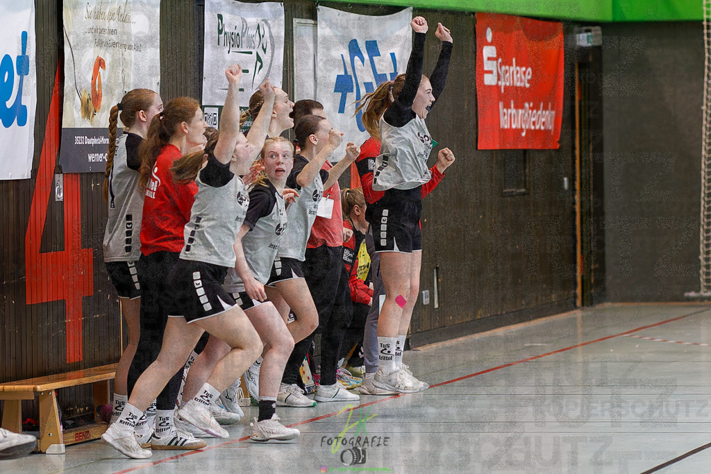 Hessenmeisterschaft wJC - Spiel um Platz 3; TuS Kriftel - SG Schenklengsfeld | Hessenmeisterschaft wJC - Spiel um Platz 3; TuS Kriftel - SG Schenklengsfeld am 22.03.2025 in Biedenkopf (Sporthalle Lahntalschule)Photo © 2025 - Jörg Heinrich - Realisiert mit Pictrs.com