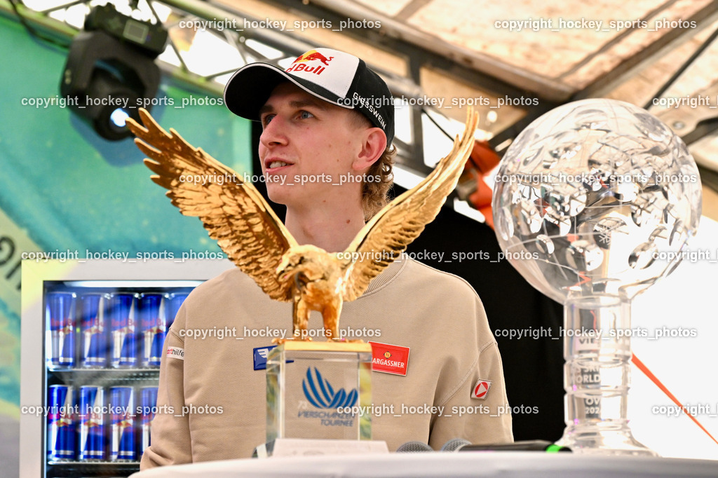 Empfang Daniel Tschofenig | Daniel Tschofenig, Empfang Daniel Tschofenig, Weltcup Kugel, Vierschanzentournee Adler, Empfang Daniel Tschofenig am 10.05.2025 in Hohenthurn (Mehrzweckhaus Hohenthuurn), Austria, (Photo by Bernd Stefan)