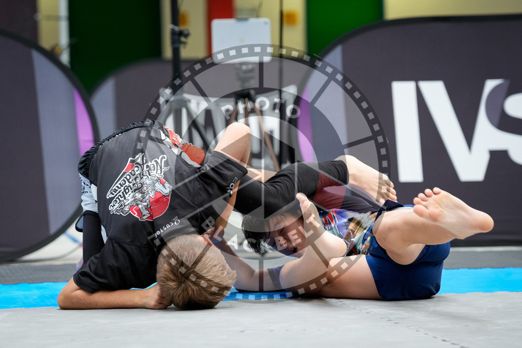 20250920PBB3674 | Athletes compete during the AJP Tour Hamburg International Jiu-Jitsu Championship, on September 20, 2025 in Hamburg, Germany. © Chiara Dazi / photoblackbelt