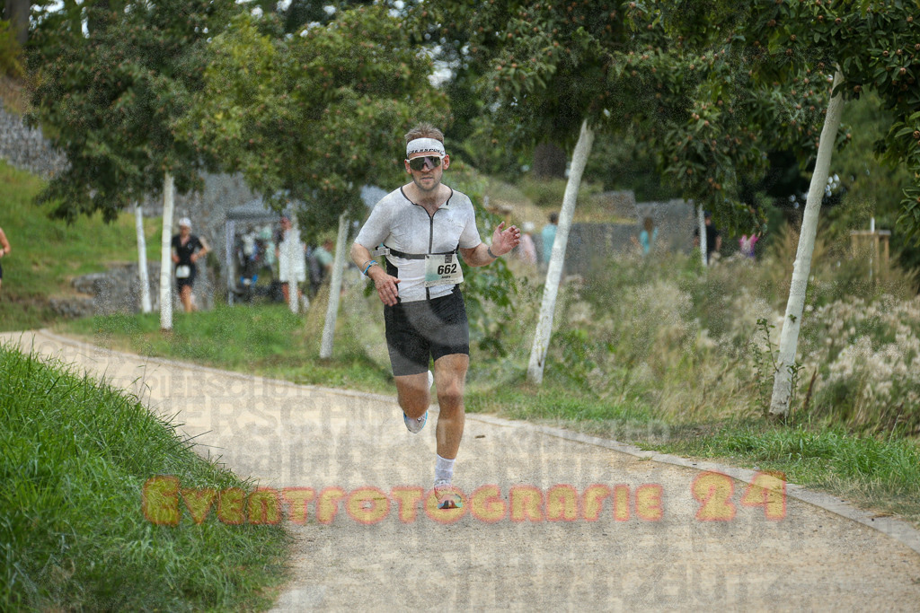 250824_1429_EX1_6379 | Sportfotografie im Rhein-Sieg Kreis, Köln, Bonn, NRW, Rheinland Pfalz, Hessen, etc. Unser Tätigkeitsfeld umfasst den Laufsport vom Volkslauf über den Marathon, Duathlon, Triathon bis zum Ultralauf wie Kölnpfad Ultra oder Schindertrail.