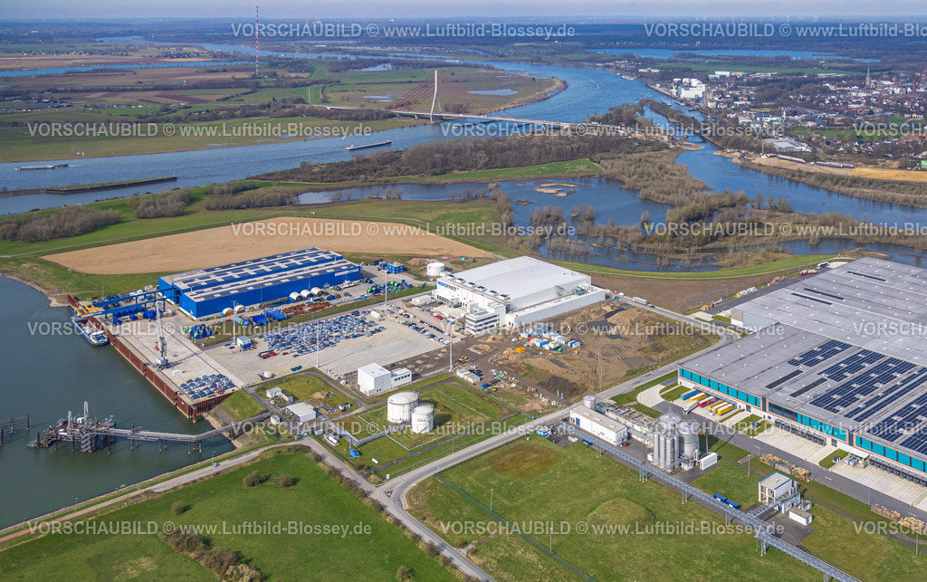 Wesel240309508 | Luftbild, Hafen Emmelsum, Gewerbegebiet mit Schwerlast Terminal Niederrhein GmbH Transportunternehmen und NORDFROST GmbH & Co. KG Logistikdienst, Fluss Lippe und Lippemündung, hinten die Niederrheinbrücke Wesel, Wesel, Nordrhein-Westfalen, Deutschland