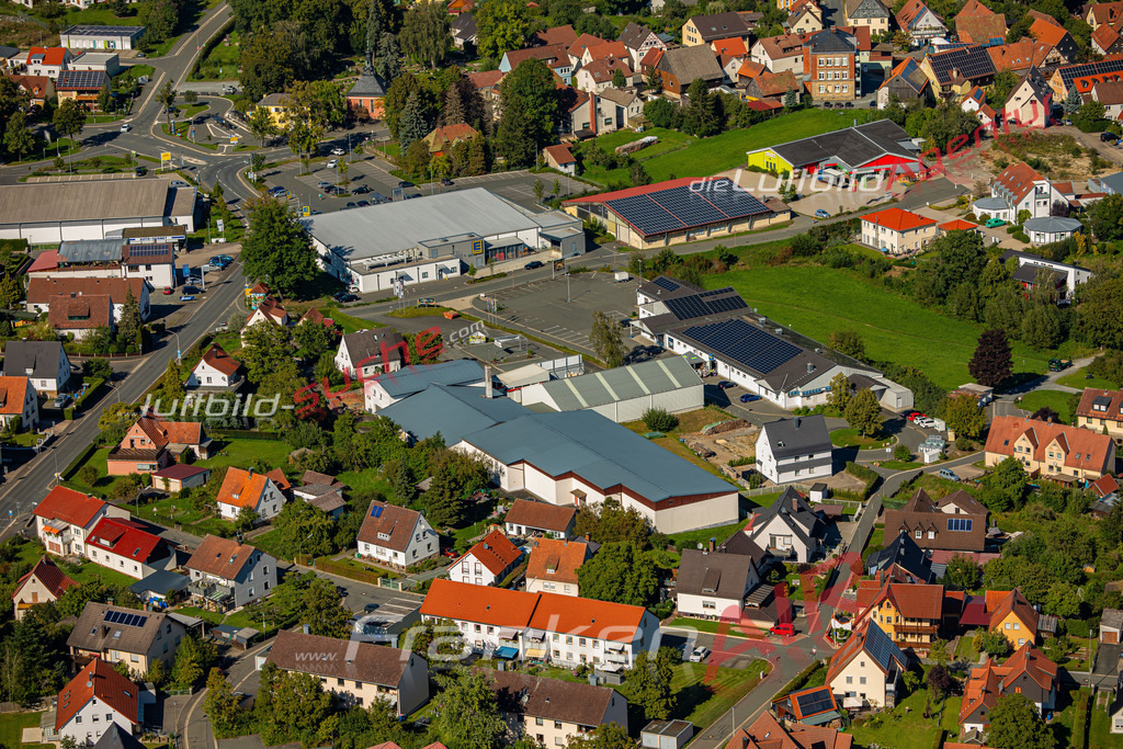 einkaufen-thurnau-aktuelles-luftbild-23-2023 | Das Luftbild zeigt : Einkaufen Thurnau - Die Luftaufnahme wurde 2023 vom UL-Flugzeug aus erstellt ( keine Drohne ) - 
Hochauflösende Luftaufnahme - Für grossformatige Ausdrucke geeignet. Die Geschenkidee !
Mit Lizenz und Bildrechte bestellbar