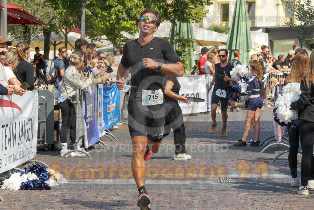 250824_1444_EV4_2123 | Sportfotografie im Rhein-Sieg Kreis, Köln, Bonn, NRW, Rheinland Pfalz, Hessen, etc. Unser Tätigkeitsfeld umfasst den Laufsport vom Volkslauf über den Marathon, Duathlon, Triathon bis zum Ultralauf wie Kölnpfad Ultra oder Schindertrail.