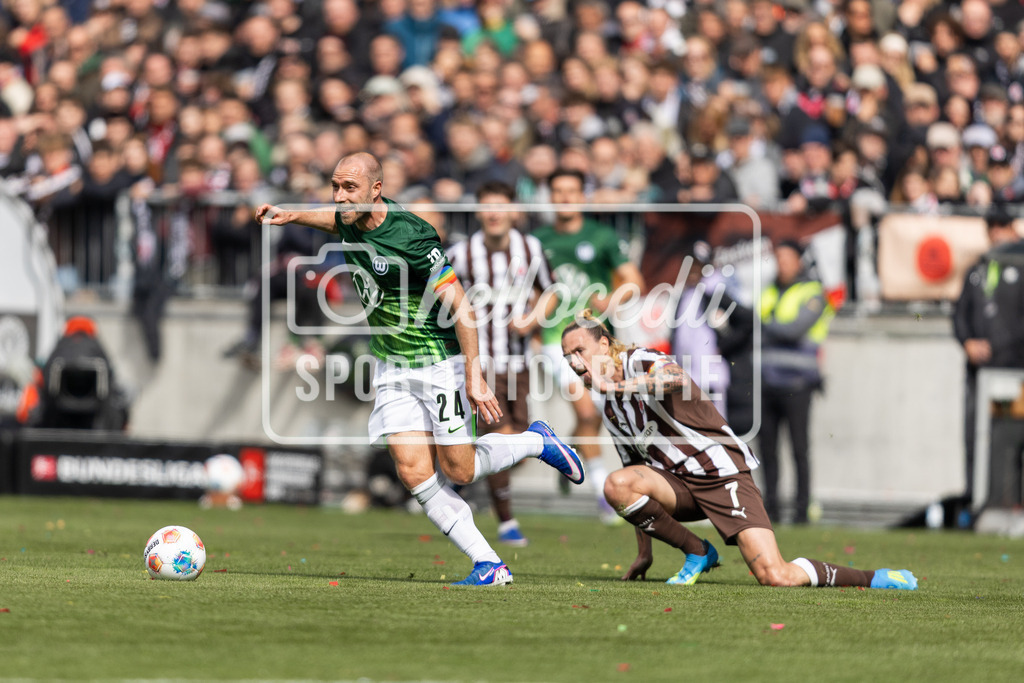 Fußball I Männer I Saison 2025-2026 I Bundesliga I FC St. Pauli - VfL Wolfsburg I 12852 | realhellocedii - Realisiert mit Pictrs.com