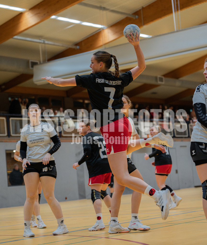 Handball I Frauen I Saison 2025-2026 I Landesliga HR West I 10. Spieltag I TuS Frisia Goldenstedt - SV Falke Steinfeld I 056 | Gracia Schlömer (7,TuS Frisia Goldenstedt) - Realisiert mit Pictrs.com