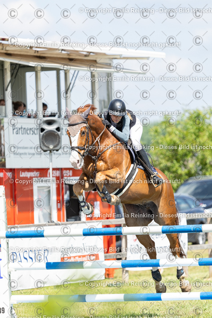 CL5A4247 | Emilia Reinking Fotografie - Realisiert mit Pictrs.com