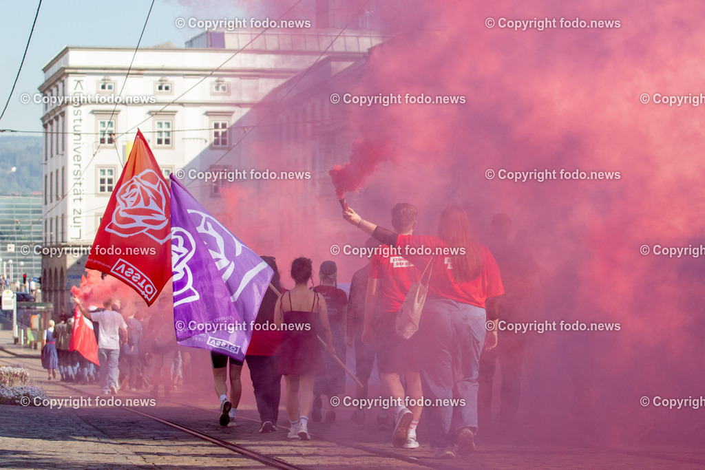 Hauptplatz Linz_ 1. Mai Umzug 2025_ 01.05.2025-2 | 01.05.2025, Hauptplatz Linz, AUT, Hauptplatz Linz, im Bild 1. Mai Umzug 2025 Linz Hauptplatz, SPOE 