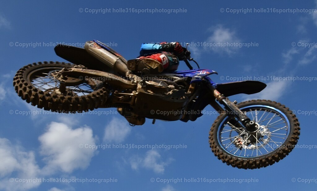 DSC_0367 (2) | Sportfotografie , Motorsport, Motoross, Reitsport, Mointainbike, Enduro,
Landschaft , Outdoor, Eventfotografie, Landschaft, Bilder online bestellen - Realisiert mit Pictrs.com