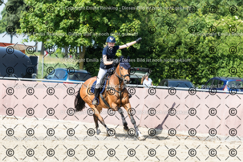 CL5A1089 | Emilia Reinking Fotografie - Realisiert mit Pictrs.com