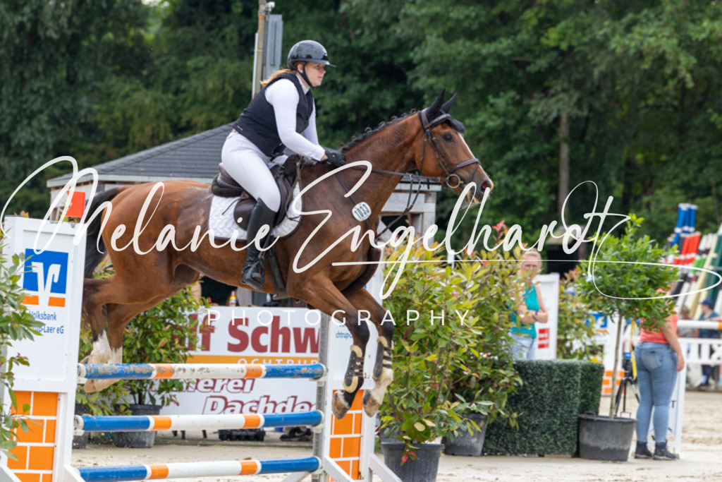 7I8A1840 | melanie-engelhardt-photography - Realisiert mit Pictrs.com