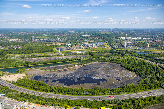 Essen230509351StadtteilFreiheit | Luftbild, Hafen Bottrop, Kohlenlager am Rhein-Herne-Kanal, Sturmhof, Klärwerk Bottrop, Stadtgrenze Bottrop, Vogelheim, Essen, Ruhrgebiet, Nordrhein-Westfalen, Deutschland