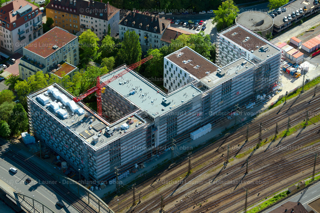 3701336 | Riedel Bau AG HoldingAktiengesellschaft, Sitz Schweinfurt, HRB 4036,Vorstand: Dipl.-Ing. (FH) Stephan Kranig, Dipl.-Ing. Karl-Heinz Rüth, Herbert Treuting.Aufsichtsratsvorsitzende: Dipl.-Journ. Stefanie RiedelUSt-Ident.: DE223241866Postanschrift: Silbersteinstraße 4, 97424 SchweinfurtTelefon: 09721 676-0Telefax: 09721 676-110E-mail:  info@riedelbau.de