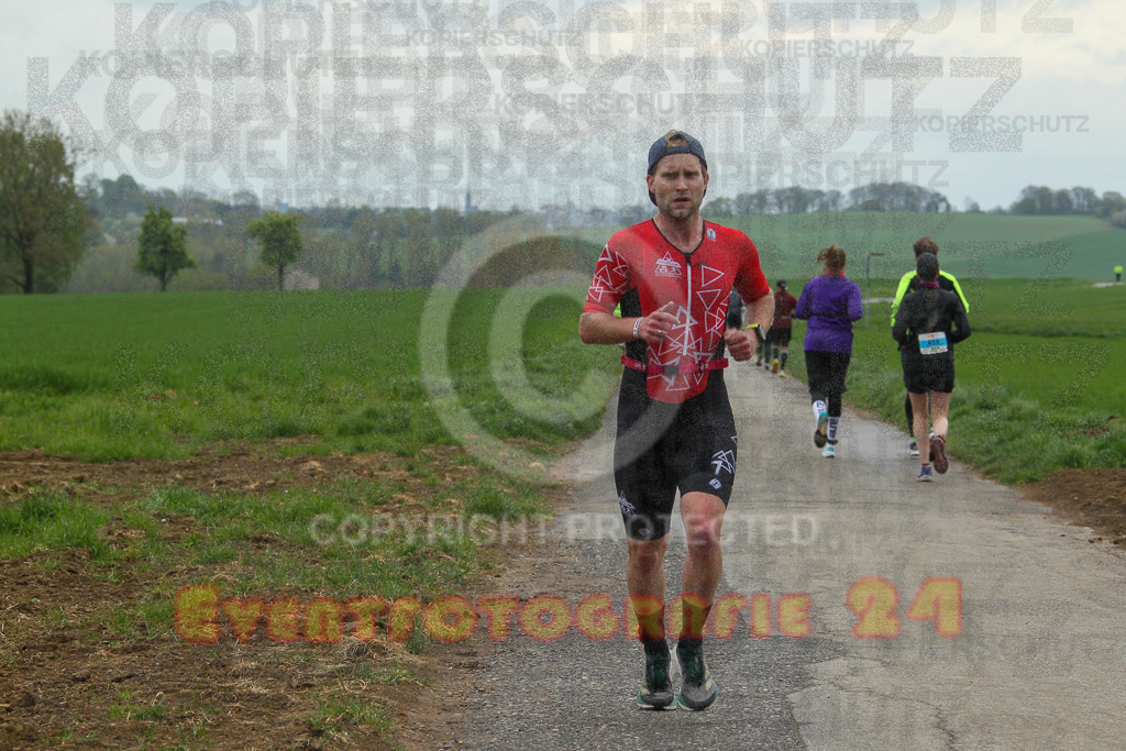 250413_1123_EV4_7616 | Sportfotografie im Rhein-Sieg Kreis, Köln, Bonn, NRW, Rheinland Pfalz, Hessen, etc. Unser Tätigkeitsfeld umfasst den Laufsport vom Volkslauf über den Marathon, Duathlon, Triathon bis zum Ultralauf wie Kölnpfad Ultra oder Schindertrail.
