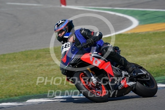 2022_05_09_PBK_12504 | Sportfotografie; SlowMotion; Video; Rennstrecke; Hafeneger; Speer; Racing; RSE; BMW; CBO; Trackday; Motorsportarena; Hockenheimring; Brno; Most; Barcelona; Valencia