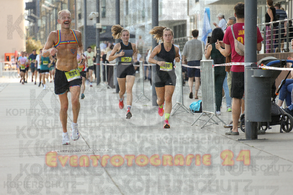 250920_1446_EX1_7490 | Sportfotografie im Rhein-Sieg Kreis, Köln, Bonn, NRW, Rheinland Pfalz, Hessen, etc. Unser Tätigkeitsfeld umfasst den Laufsport vom Volkslauf über den Marathon, Duathlon, Triathon bis zum Ultralauf wie Kölnpfad Ultra oder Schindertrail.