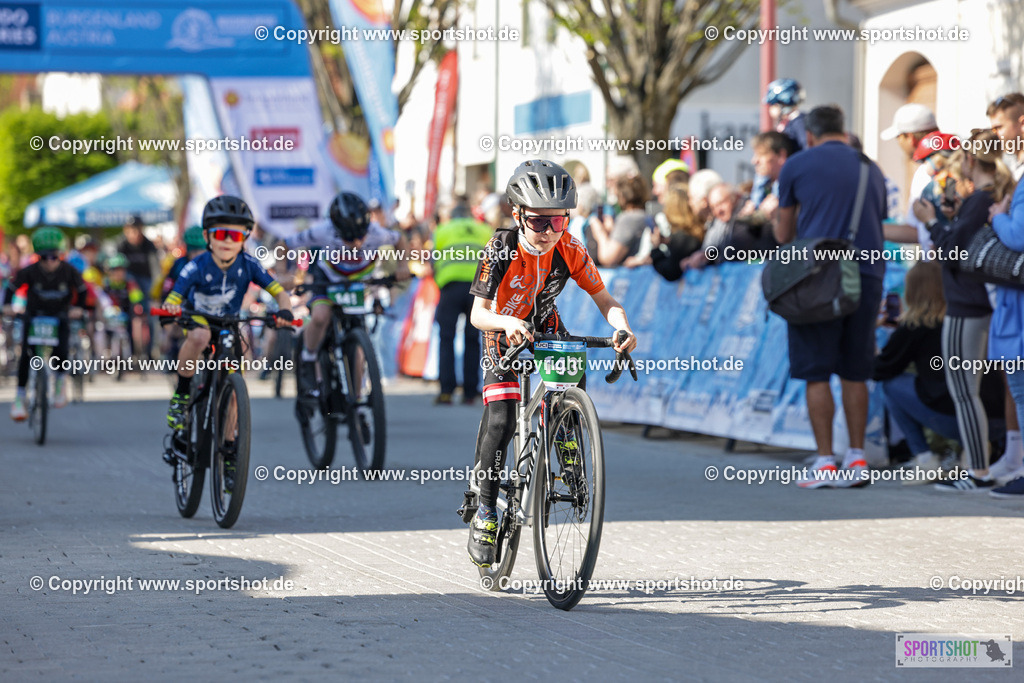 137_VJ__4441 | Neusiedlersee Radmarathon 2026@sportshot_your_pictrs #yourpictures#roadtowm2029 #nrm #neusiedlerseeradmarathon #neusiedlersee #neusiedlerseetourismus #burgenland #mörbisch #nrm26 #burgenlandtourismus #voglundco #poweredbyburgenlandtourismus #radsport #rad #marathon #ucigranfondo #visitburgenland #ucigranfondoworldseries