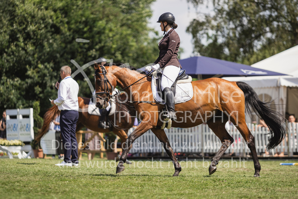 240720_LC_Reiter-WB-126 | Deine schönsten Turniermomente als professionelle Fotos! Entdecke hochwertige Pferdesport-Fotografie im Online-Shop. Jetzt Fotos finden & bestellen!
