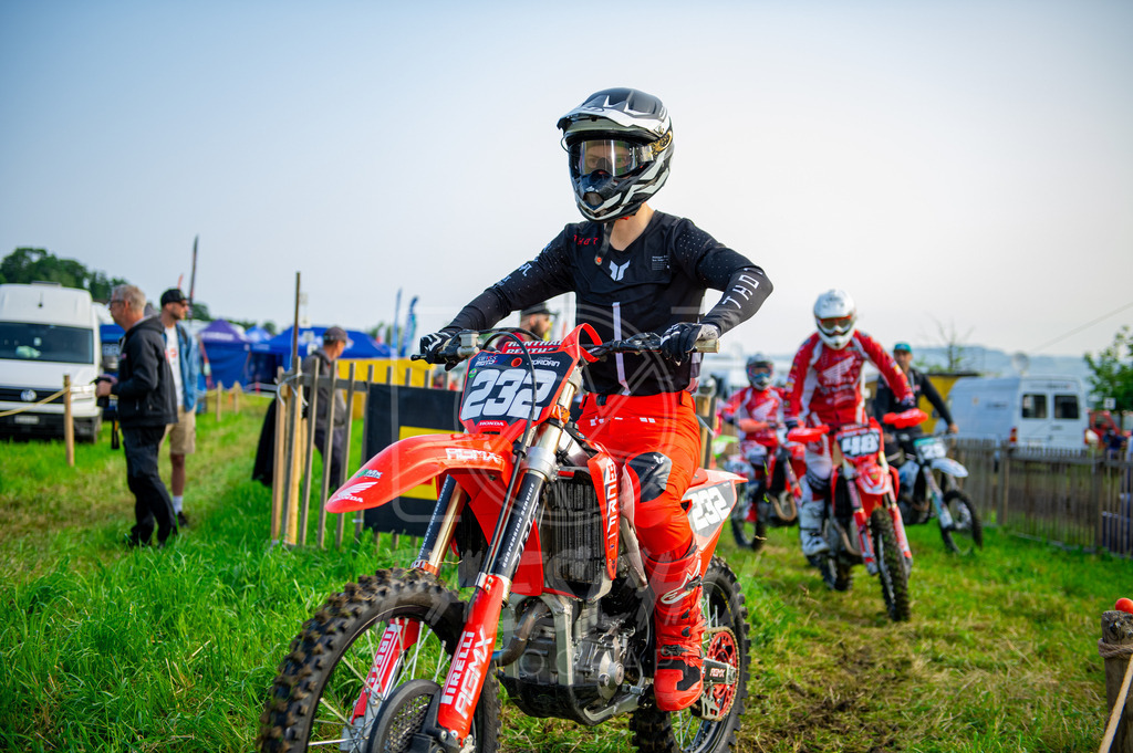 MX 2 (25) | Paeschuphoto Shop - Wer nicht sucht der auch nicht findet.Ob Motocrossbilder oder von einem besuchtem Spiel, Hauptsache Action. - Realisiert mit Pictrs.com