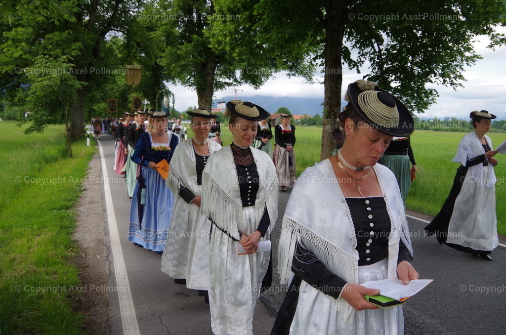 IMGP5996 | fotografiert von Axel PollmannLeonhardi Wallfahrt Benediktbeuern und Murnau, Fronleichnam, Fasching, Landschaft im Loisachtal und Benediktbeuern  - Realisiert mit Pictrs.com