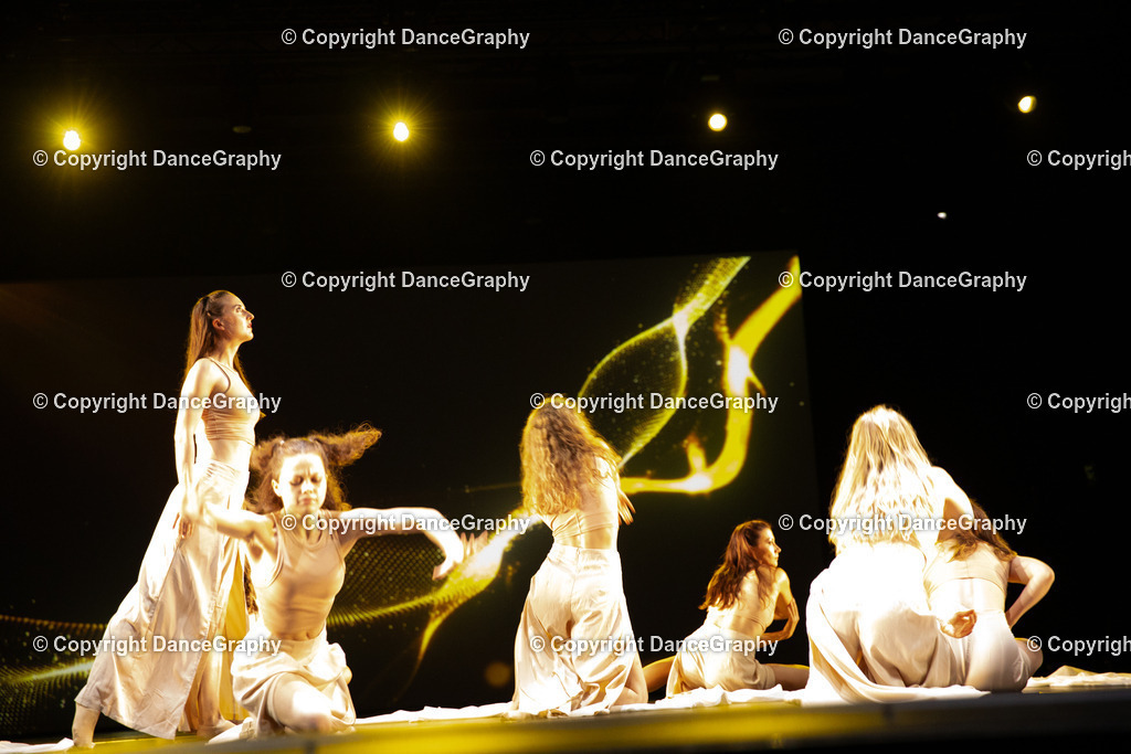 GPHY4158 | DanceGraphy - Realisiert mit Pictrs.com