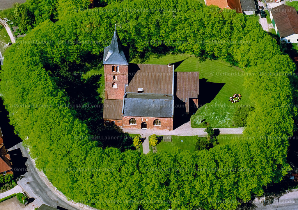 7000520 | St.-Antonius-Kirche Neukirchen (Oldenburg in Holst.)