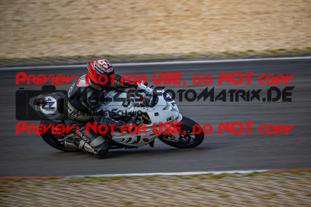 MaZZes_FotoMatrix_230719_7404 | GELB