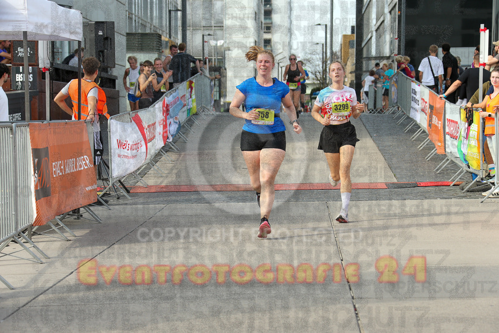 250920_1540_EX1_0364 | Sportfotografie im Rhein-Sieg Kreis, Köln, Bonn, NRW, Rheinland Pfalz, Hessen, etc. Unser Tätigkeitsfeld umfasst den Laufsport vom Volkslauf über den Marathon, Duathlon, Triathon bis zum Ultralauf wie Kölnpfad Ultra oder Schindertrail.