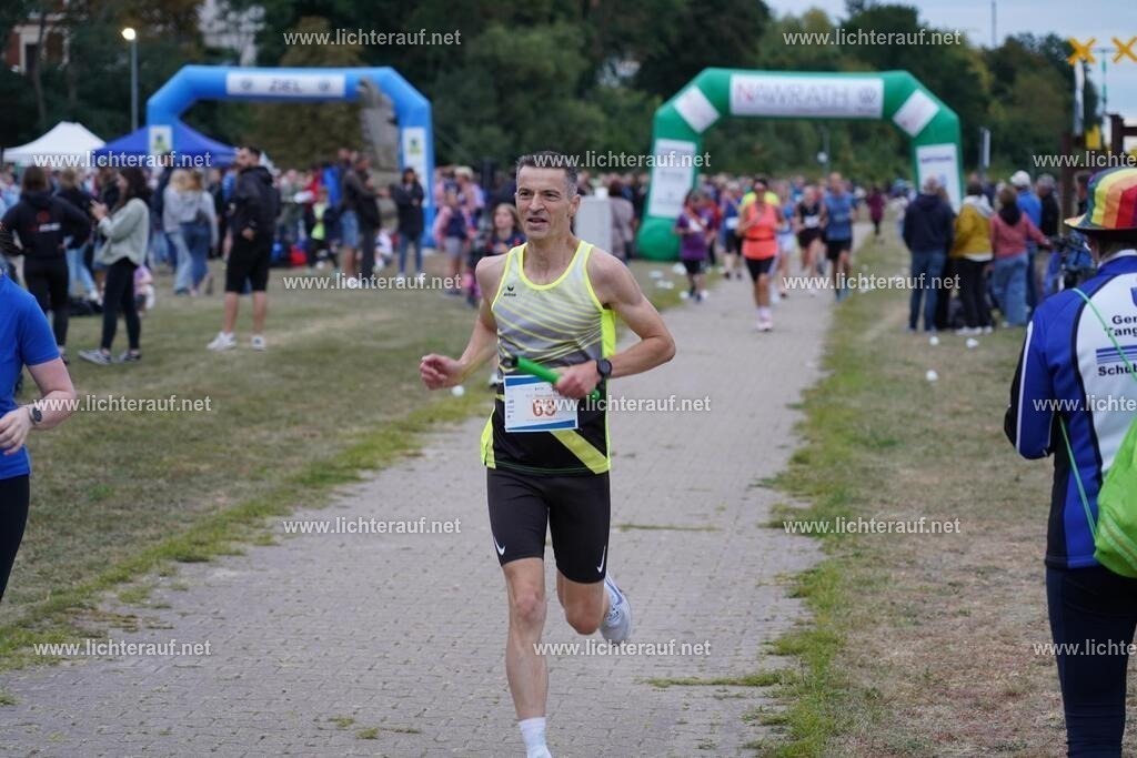 DSC05334 | Lichterlauf  - Realisiert mit Pictrs.com