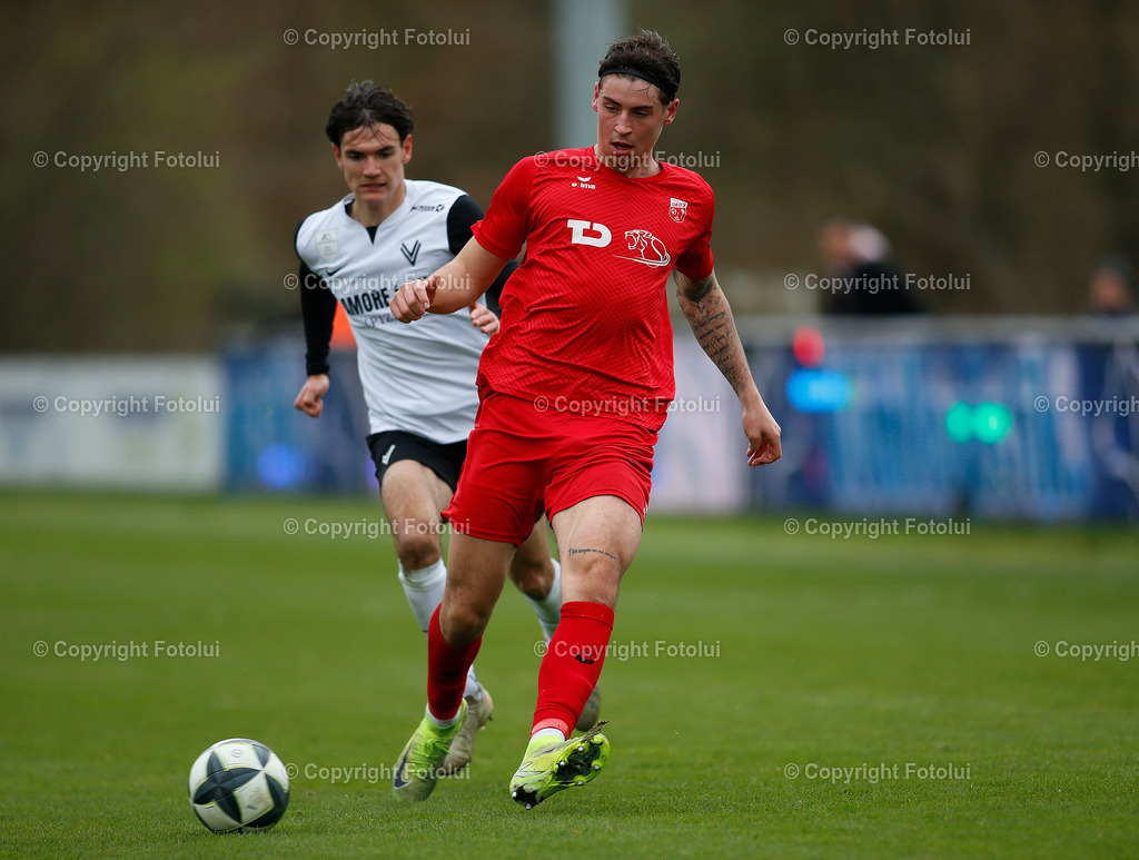 A_LUI_040426_21 | SPORT,FUSSBALL, REGIONALLIGA MITTE ,ASKOE OEDT-ASK VOITSBERG 04.04.2026 IM BILD: NICO WIESINGER (OEDT) UND ELIAS NEUBAUER (VOITSBERG) FOTO:FOTOLUI
