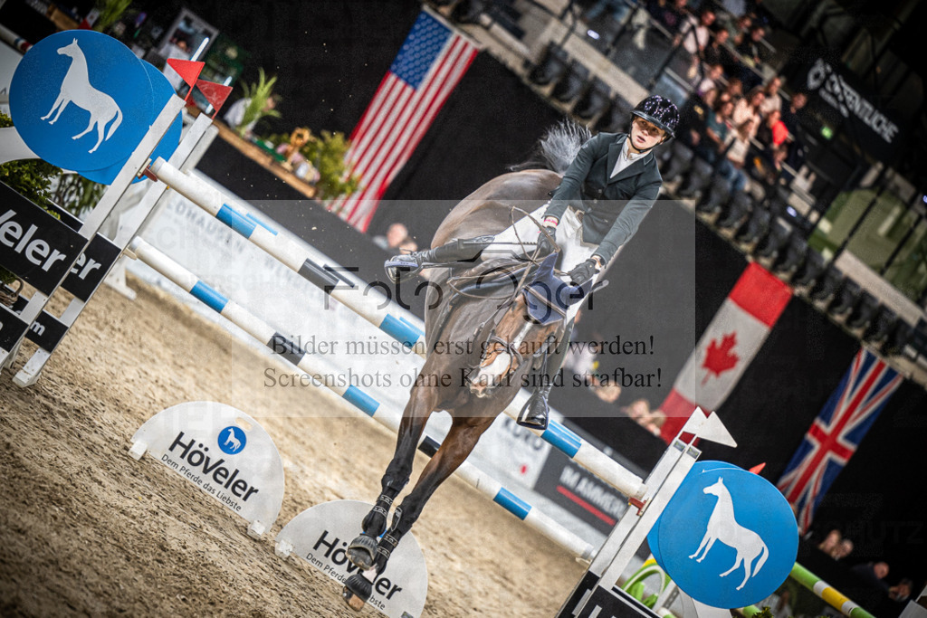 DOS_1782 | Entdecke hochwertige Reitturnierfotos von Foto Oger. Professionell, emotional und authentisch – jetzt Lieblingsmomente im Shop bestellen.Deutschlandweite Turnierfotografie. - Realisiert mit Pictrs.com
