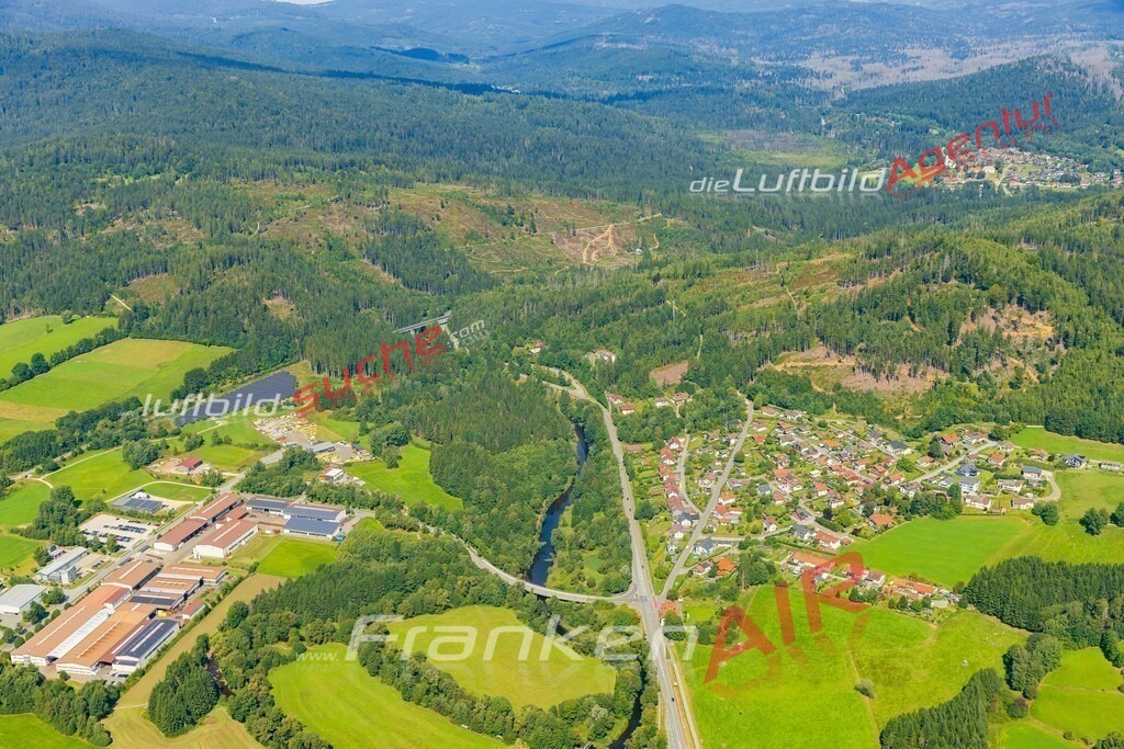 luftbild-maps-theresienthal-zwiesel-exclusiv-geschenk-gutschein-7505-jahr-2025 | Schrägluftbild  Theresienthal  Zwiesel - Das Luftbild wurde 2025 vom UL-Flugzeug heraus erstellt ( keine Drohne ) - Hochauflösende Luftaufnahme -Nicht vergleichbar mit Google Maps oder Satelittenbilder- Die Geschenkidee !Mit Lizenz und Bildrechte bestellbar