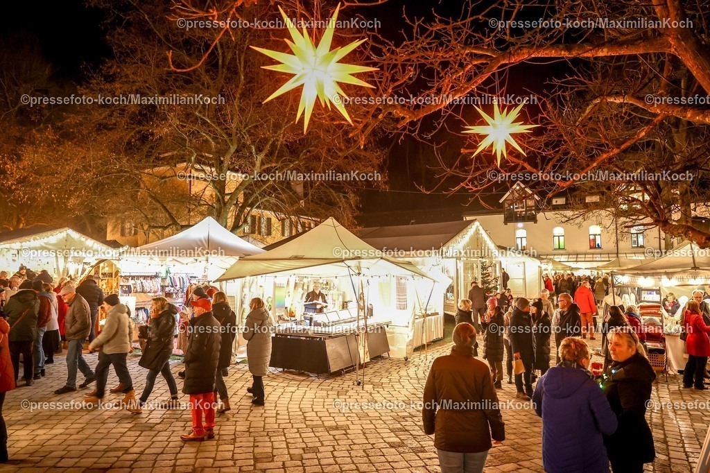 Wup12122501030 | 12.12.2026, Wuppertal, Weihnachtsmarkt Haus Schloss Lüntenbeck. 
