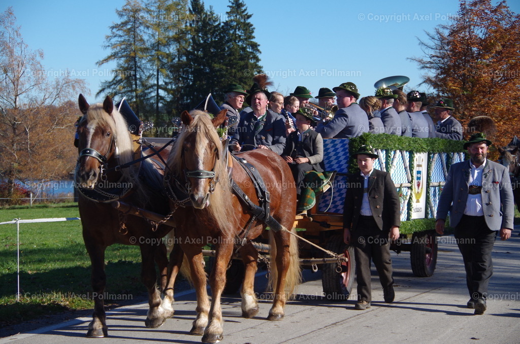 IMGP7982 | fotografiert von Axel PollmannLeonhardi Wallfahrt Benediktbeuern und Murnau, Fronleichnam, Fasching, Landschaft im Loisachtal und Benediktbeuern  - Realisiert mit Pictrs.com