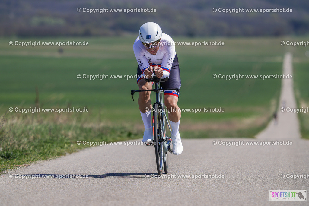 368A3014 | Neusiedlersee Radmarathon 2026@sportshot_your_pictrs #yourpictures#roadtowm2029 #nrm #neusiedlerseeradmarathon #neusiedlersee #neusiedlerseetourismus #burgenland #mörbisch #nrm26 #burgenlandtourismus #voglundco #poweredbyburgenlandtourismus #radsport #rad #marathon #ucigranfondo #visitburgenland #ucigranfondoworldseries