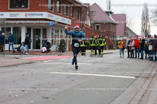 AMLA3248 | Bildershop "Sportfotograf-Oldenburg" mit Fotos von Sportevents in Oldenburg und Umzu. - Realisiert mit Pictrs.com