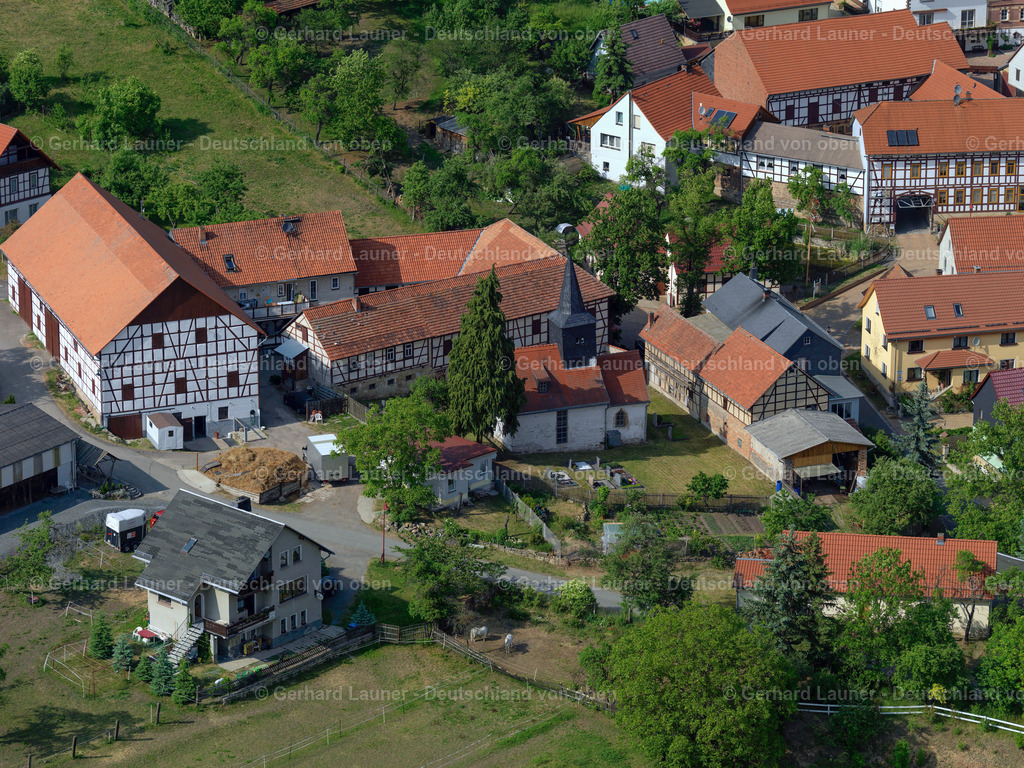 3202173 | fachwerkhäuser  u. kirche  kleinkochberg
