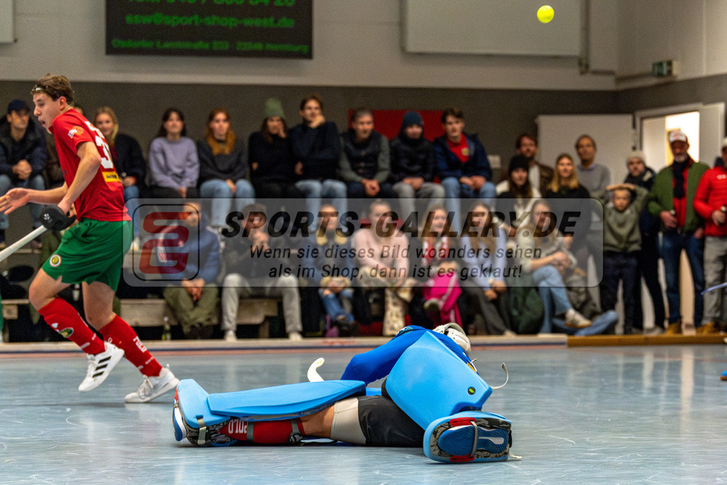 SM_20241218-D5A_6494-Verbessert-RR | 1.Bundesliga Hallenhockey  (M) HPC - HTHC / 4:9 (2:4)