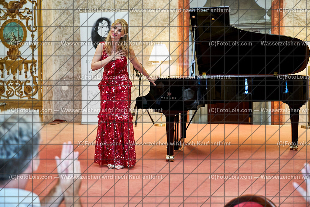 ALS7817_XXXX-Chopin-Festival_Nocturno_Angatscheva Donka | (C)FotoLois.com, Alois Spandl. XXXX. Chopin-Festival in der Kartause Gaming, 'NOCTURNO' - nächtliches Konzert bei Kerzenlicht in der Barockbibliothek, Sa 17. August 2024.