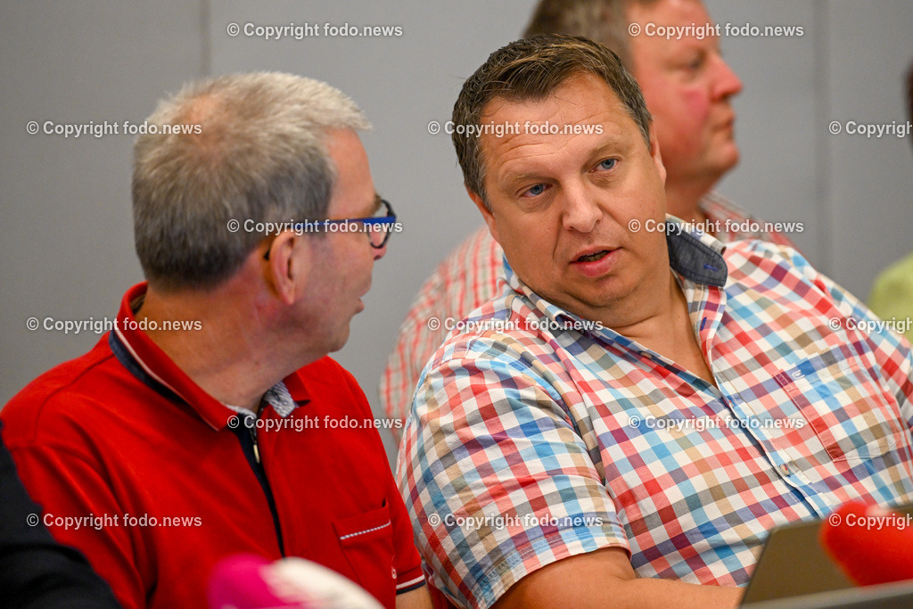 Pressekonferenz ADX Energy_ 07.09.2023-7 | 07.09.2023, Presseclub Linz, AUT, Pressekonferenz ADX Energy, Stimmungslage zur Gasexploration in Molln, im Bild Andreas Knoll (Regioplan Ingenieure Salzburg GmbH), Martin Schober (Gemeindevorstand Molln)
