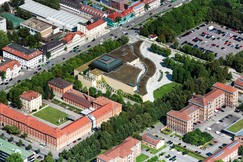 dr__0069424.jpg | LUDWIGSBURG 23.07.2021 Gebäude der Veranstaltungshalle Forum am Schlosspark in Ludwigsburg im Bundesland Baden-Württemberg, Deutschland. // Building of the indoor arena Forum am Schlosspark in Ludwigsburg in the state Baden-Wuerttemberg, Germany. Foto: Daniel Reiter